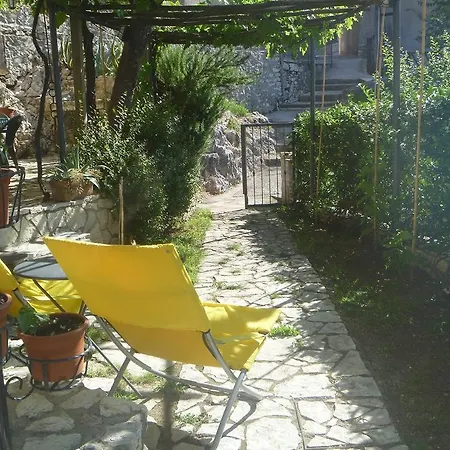 Casa In Borgo Medievale Con Giardino Ed Escursioni Casa vacanze *