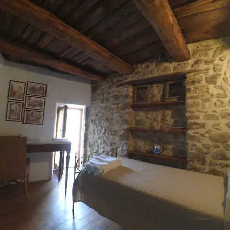 Casa In Borgo Medievale Con Giardino Ed Escursioni * Terni
